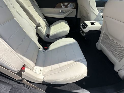 New 2026 Mercedes-Benz GLS 450 4MATIC image 18