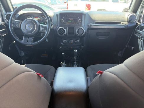 Used 2014 Jeep Wrangler Unlimited Sport w/ Connectivity Group AWD/4WD image 22