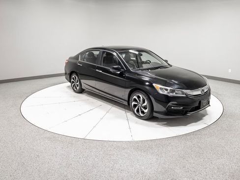 Used 2016 Honda Accord EX-L image 29