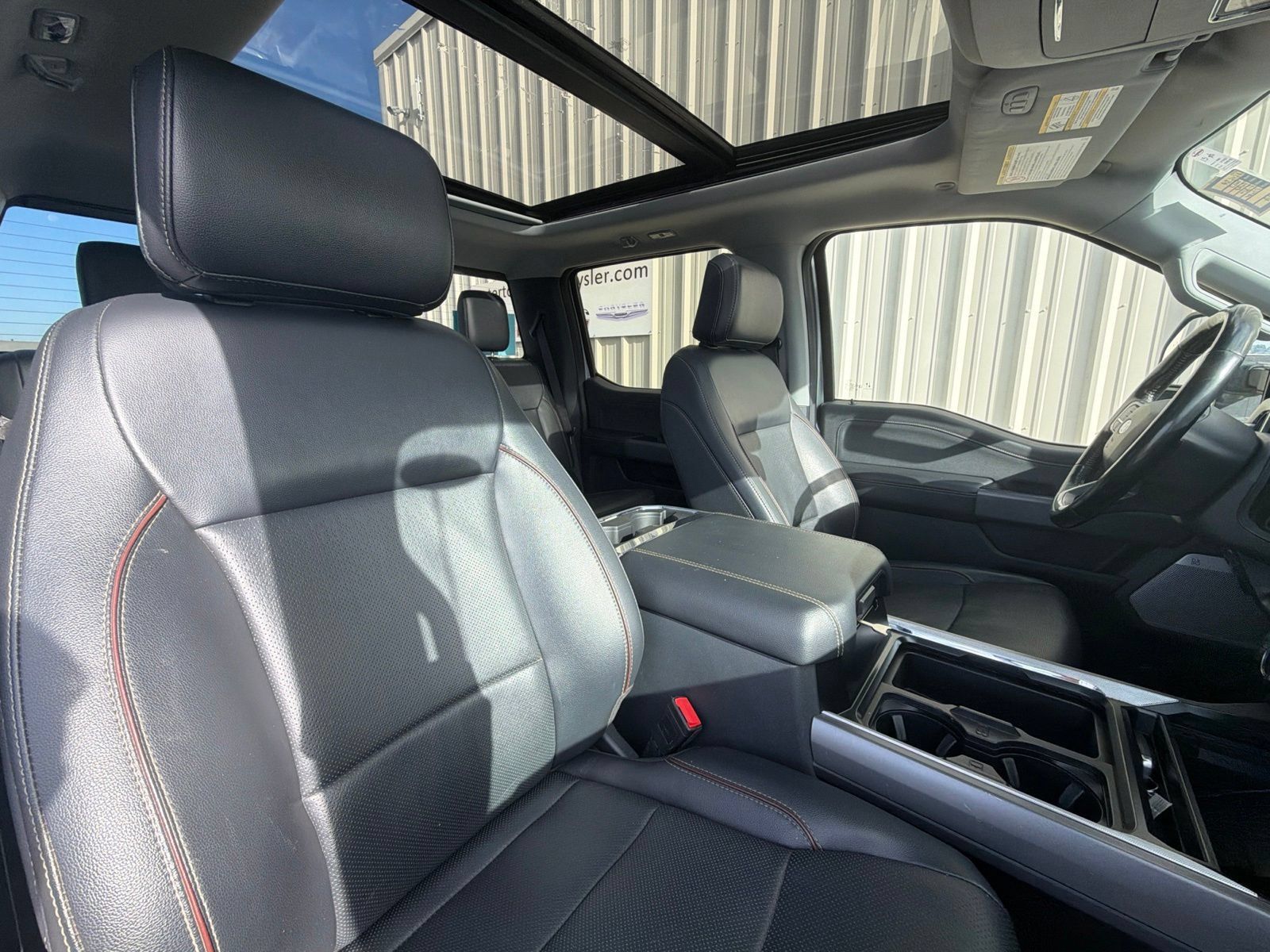Used 2023 Ford F350 Lariat w/ Chrome Package AWD/4WD image 8