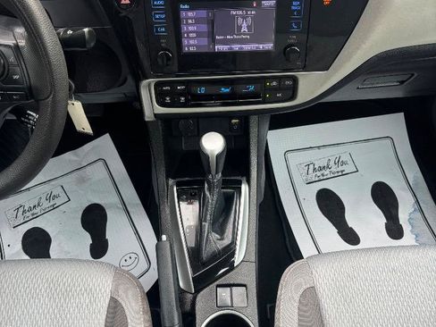 Used 2019 Toyota Corolla LE FWD image 22