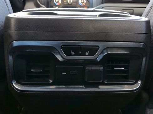Used 2020 GMC Sierra 2500 Denali w/ Denali Ultimate Package AWD/4WD image 16