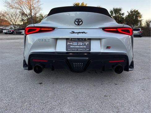 Used 2021 Toyota Supra Premium image 17