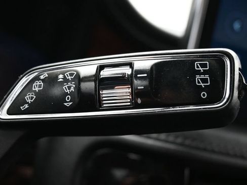 Used 2023 Lincoln Nautilus Reserve FWD image 30