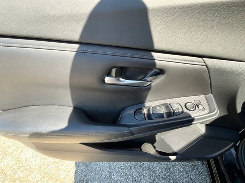 Used 2020 Nissan Sentra SV image 21