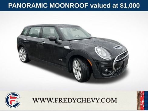 Used 2017 MINI Cooper Clubman S image 9
