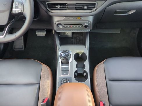Used 2025 Ford Bronco Sport Outer Banks w/ Outer Banks Tech Package+ AWD/4WD image 19