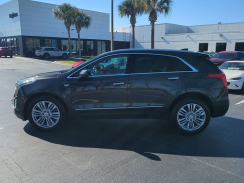 Used 2017 Cadillac XT5 Premium Luxury image 7