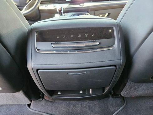 Used 2023 Cadillac Escalade Sport AWD/4WD image 11