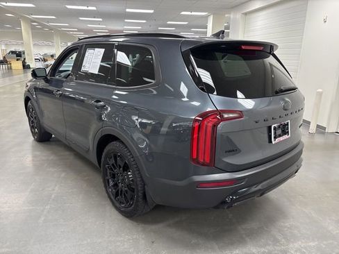 Used 2021 Kia Telluride SX w/ SX Prestige Package image 6