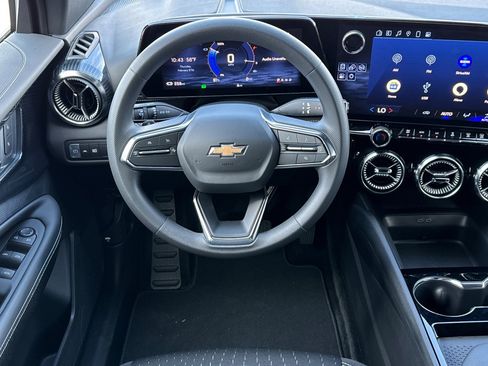 New 2025 Chevrolet Blazer EV LT image 14