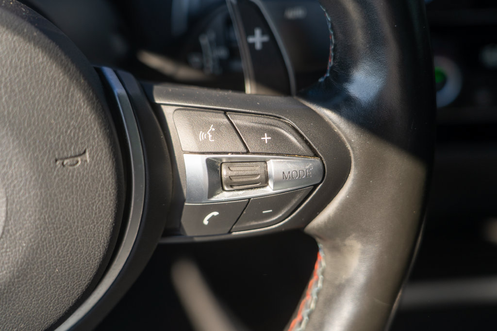 Used 2018 BMW M2 RWD image 31