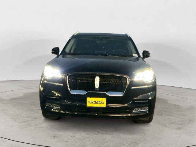 Used 2021 Lincoln Aviator Reserve w/ Equipment Group 210A AWD/4WD image 2