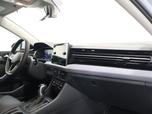 New 2026 Volkswagen Jetta SE FWD image 23