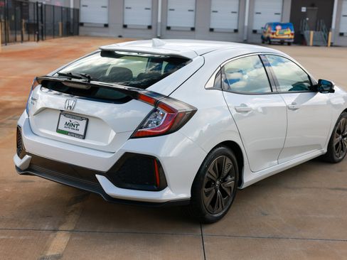 Used 2018 Honda Civic EX image 16