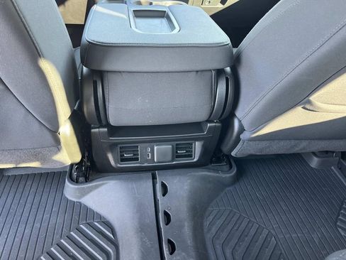 Used 2025 Chevrolet Silverado 2500 LT w/ All Star Edition AWD/4WD image 12