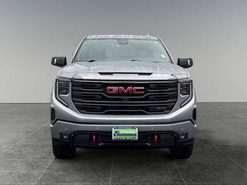 Used 2024 GMC Sierra 1500 AT4 w/ AT4 Premium Package AWD/4WD image 2