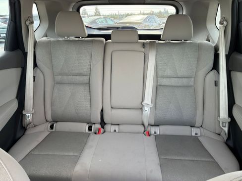 Used 2025 Nissan Rogue SV image 40