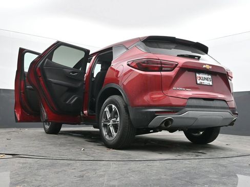 Used 2025 Chevrolet Blazer LT image 73