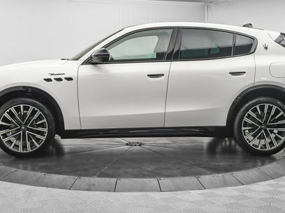 New 2025 Maserati Grecale Modena