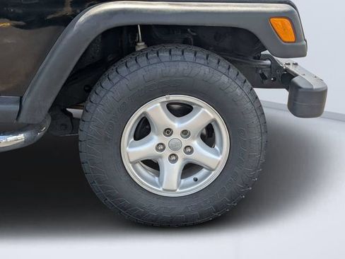 Used 2004 Jeep Wrangler X w/ Wheel Plus Group AWD/4WD image 11