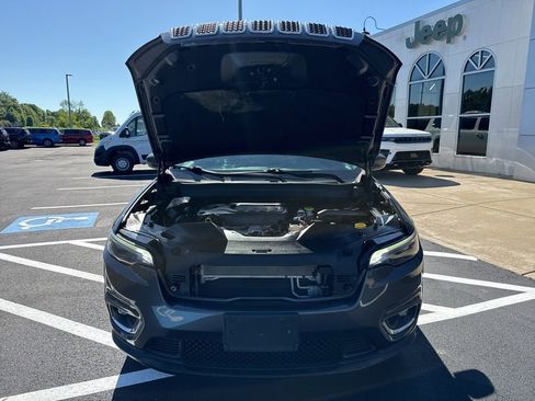 Used 2019 Jeep Cherokee Limited AWD/4WD image 26
