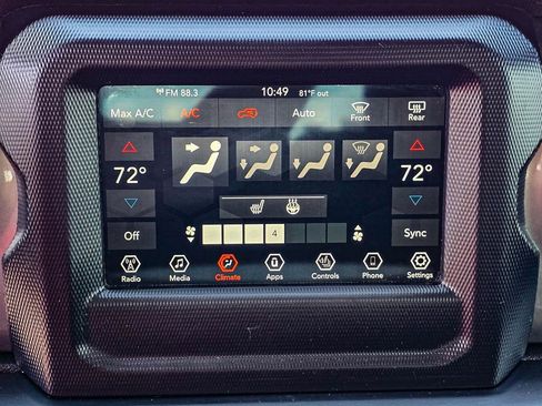 Used 2020 Jeep Wrangler Unlimited Sahara w/ Cold Weather Group AWD/4WD image 18