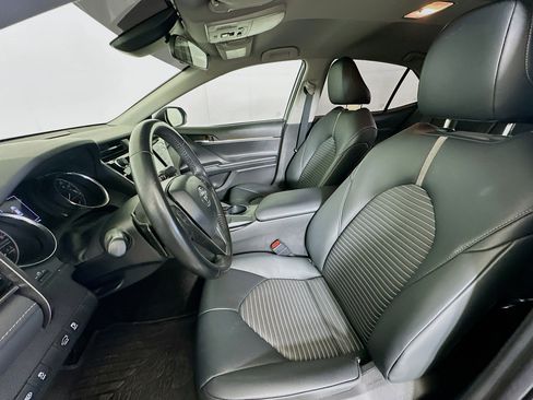 Used 2019 Toyota Camry SE image 13
