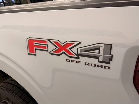 Used 2022 Ford F150 Lariat w/ Equipment Group 502A High AWD/4WD image 12