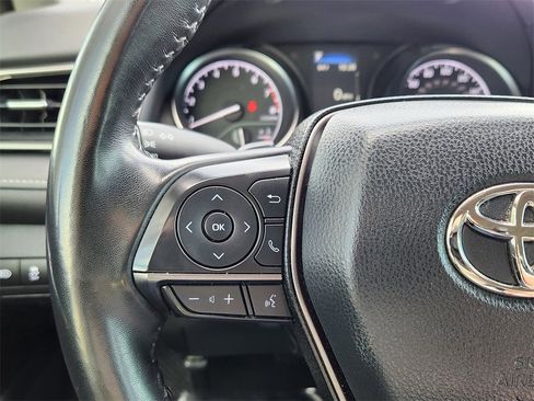 Used 2023 Toyota Camry SE image 16