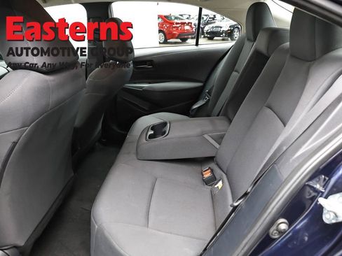 Used 2022 Toyota Corolla LE FWD image 20
