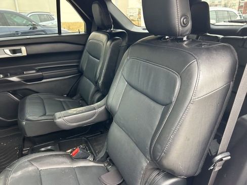 Used 2020 Ford Explorer Limited image 10