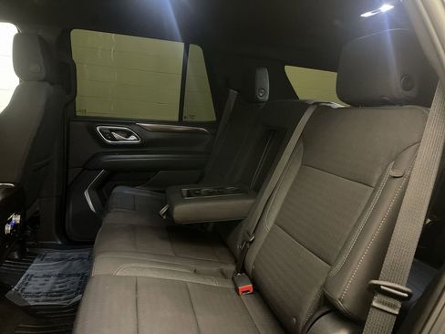 Used 2023 GMC Yukon SLE image 18