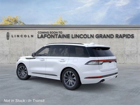 New 2026 Lincoln Aviator Premiere w/ Jet Appearance Package image 4