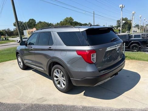 Used 2023 Ford Explorer XLT w/ Equipment Group 202A AWD/4WD image 7
