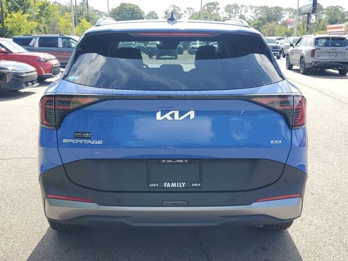 New 2026 Kia Sportage EX w/ EX Panorama Roof Package image 7
