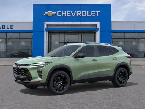 New 2026 Chevrolet Trax ACTIV w/ Driver Confidence Package FWD image 2