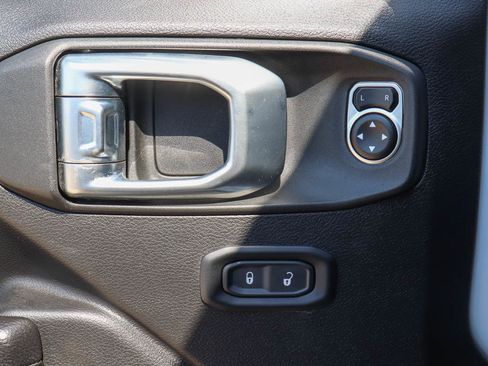 Used 2023 Jeep Gladiator Sport AWD/4WD image 20