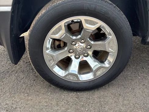 Used 2019 RAM 1500 Big Horn AWD/4WD image 15