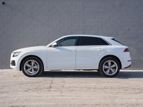 Used 2019 Audi Q8 Premium Plus w/ Premium Plus image 2
