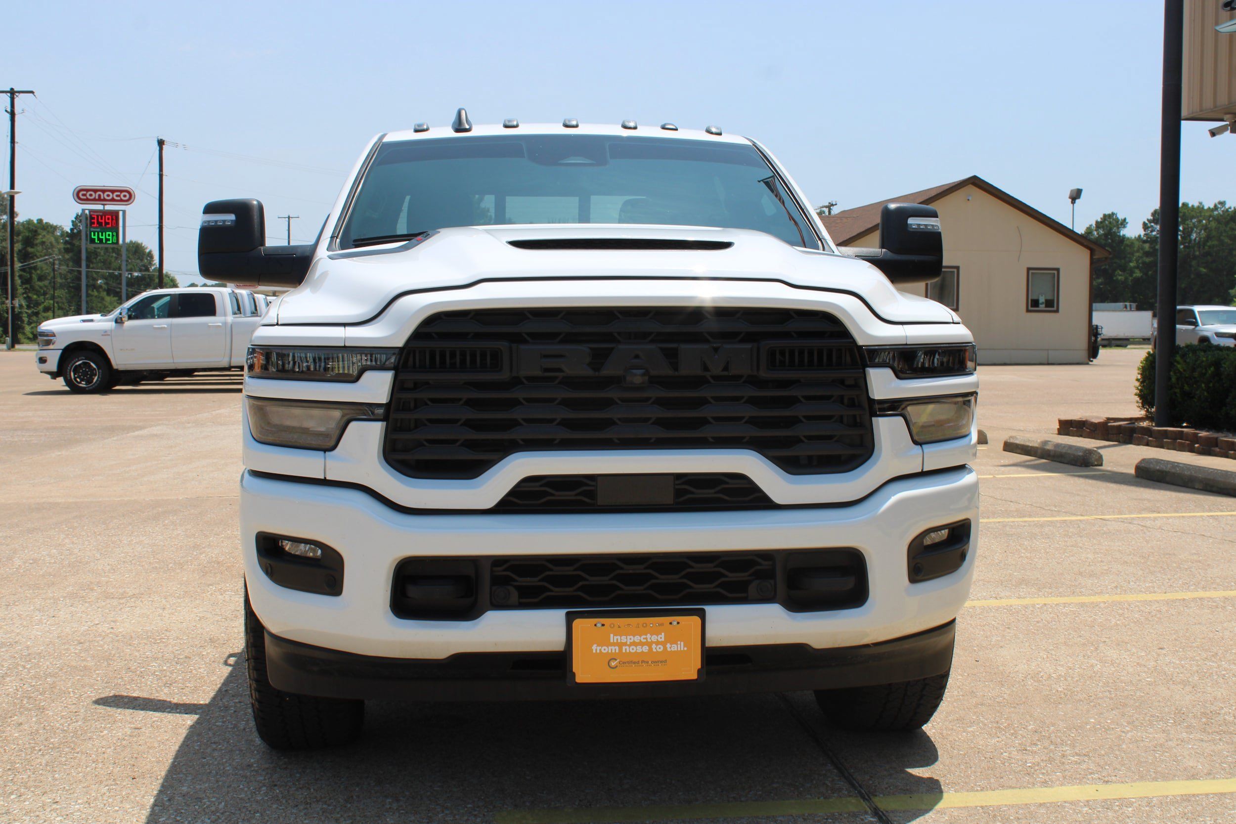 Certified 2026 RAM 2500 Tradesman AWD/4WD image 3