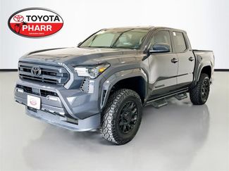 Used 2025 Toyota Tacoma SR5 RWD video 1