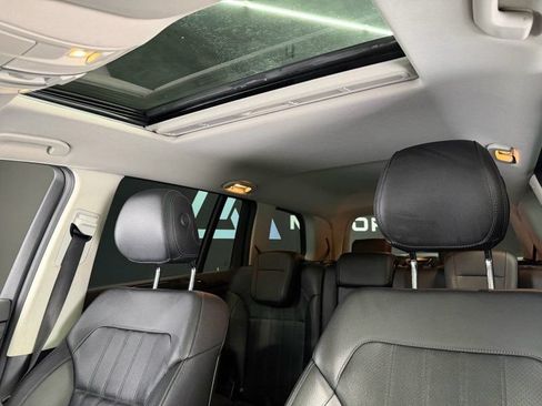 Used 2017 Mercedes-Benz GLS 450 4MATIC image 18