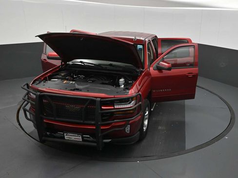 Used 2018 Chevrolet Silverado 1500 LT w/ All Star Edition AWD/4WD image 27