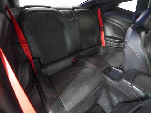 Used 2017 Chevrolet Camaro ZL1 image 10