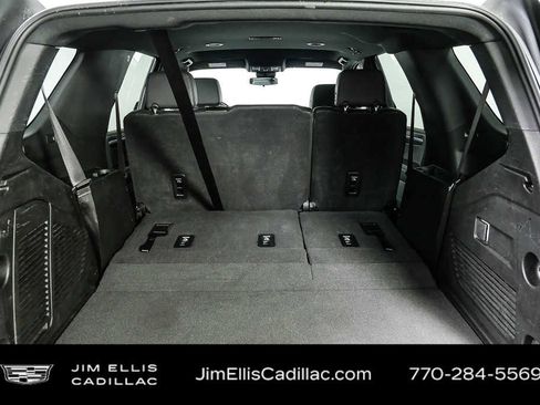 Used 2025 Chevrolet Tahoe LT RWD image 33