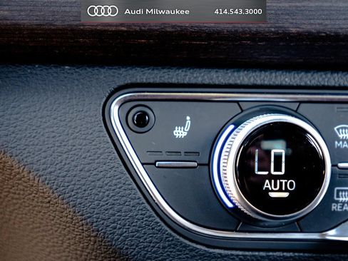 Used 2023 Audi Q5 2.0T Premium w/ Convenience Package AWD/4WD image 33