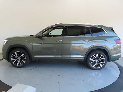 New 2026 Volkswagen Atlas SEL Premium R-Line image 8