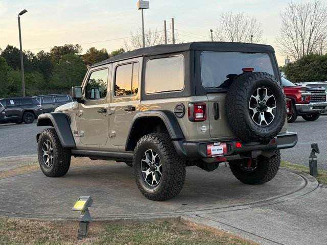 Used 2022 Jeep Wrangler Unlimited Rubicon w/ Cold Weather Group AWD/4WD image 5