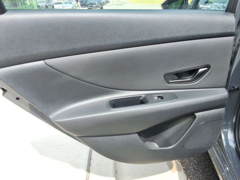 Used 2025 Hyundai Elantra SEL FWD image 24